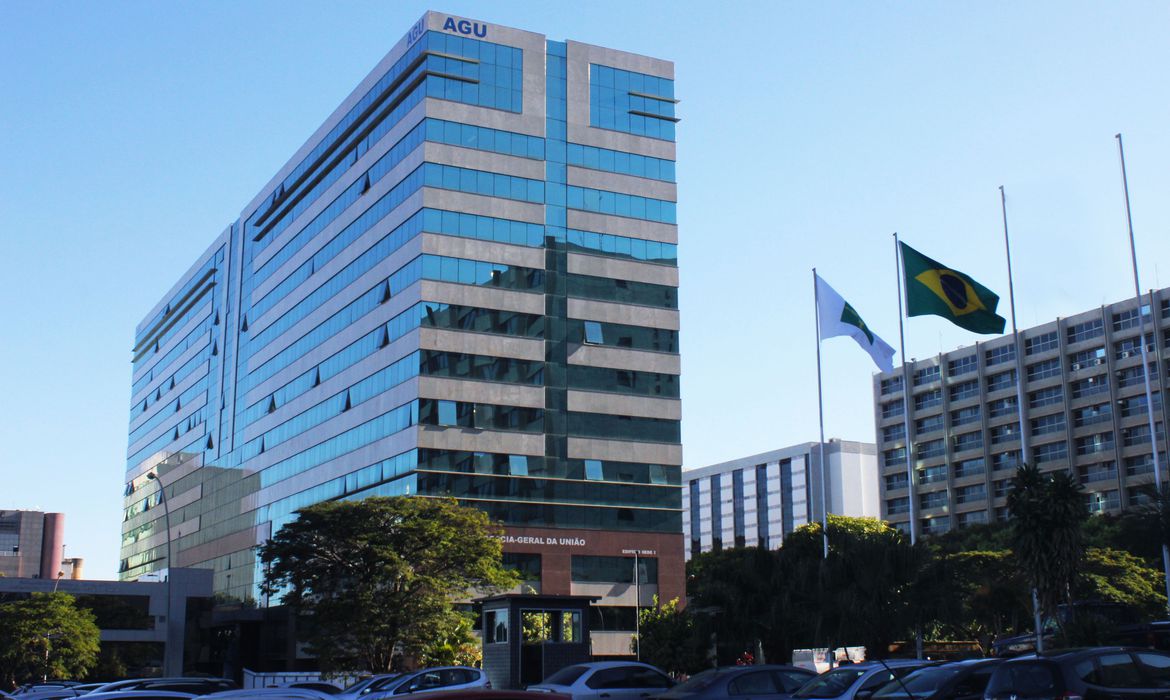 Guaicurus News - AGU pede bloqueio de bens de mais 14 investigados por fraude no INSS