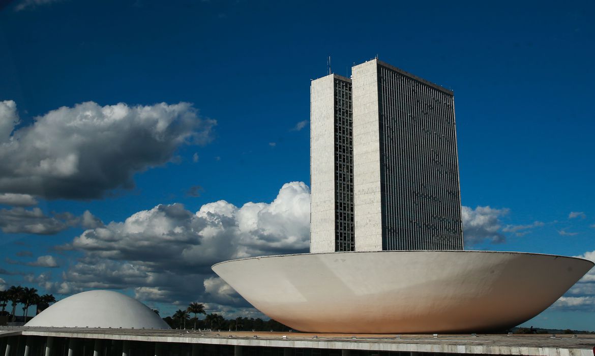 Guaicurus News - Câmara aprova projeto que torna hediondo crime sexual contra crianças