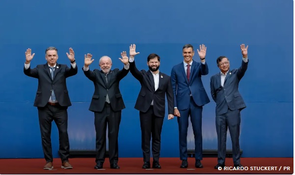 Guaicurus News - Lula e outros lÃderes convocam instituições em defesa da democracia