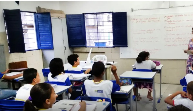 Guaicurus News - Três em cada 10 brasileiros são analfabetos funcionais